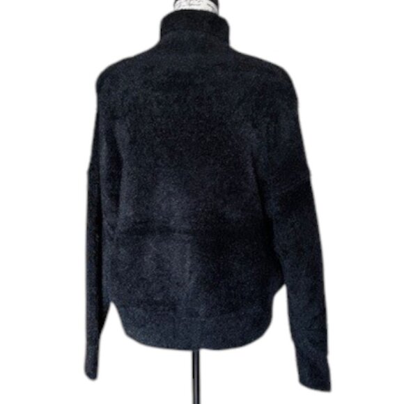 Devotion by Cyrus Eyelash Knit Turtleneck sweater - Picture 2 of 6